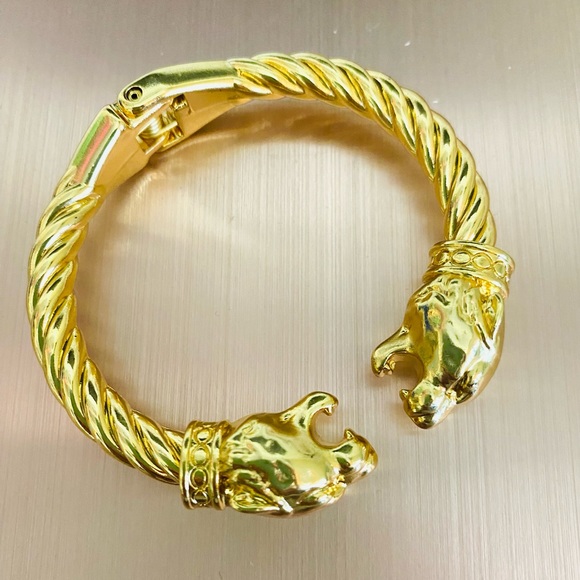 Tiger Cuff Bracelet - Picture 8 of 9